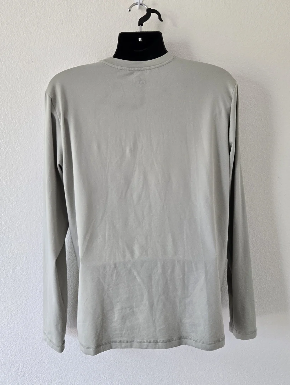 Alo Yoga Mens Conquer Reform Crewneck Long Sleeve Size Large Core Color Athletic - Picture 6 of 15